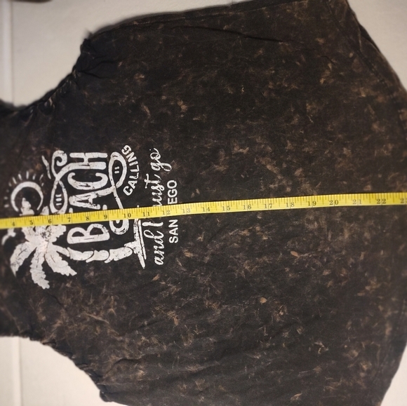 Beach Calling Sleeveless Top Size XL #355 - Picture 3 of 4